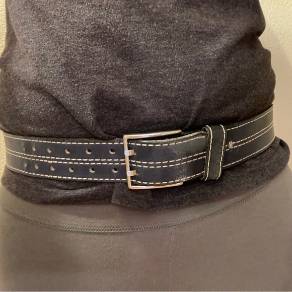 Leather Belt Navy with thick white stitching Y2K preppy Waist 40 inches - Picture 6 of 8